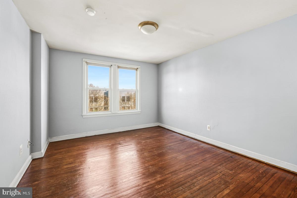 4408 1ST PL NE #21, WASHINGTON, District Of Columbia 20011, 1 Bedroom Bedrooms, 6 Rooms Rooms,1 BathroomBathrooms,Residential,For sale,4408 1ST PL NE #21,DCDC2241598 MLS # DCDC2241598