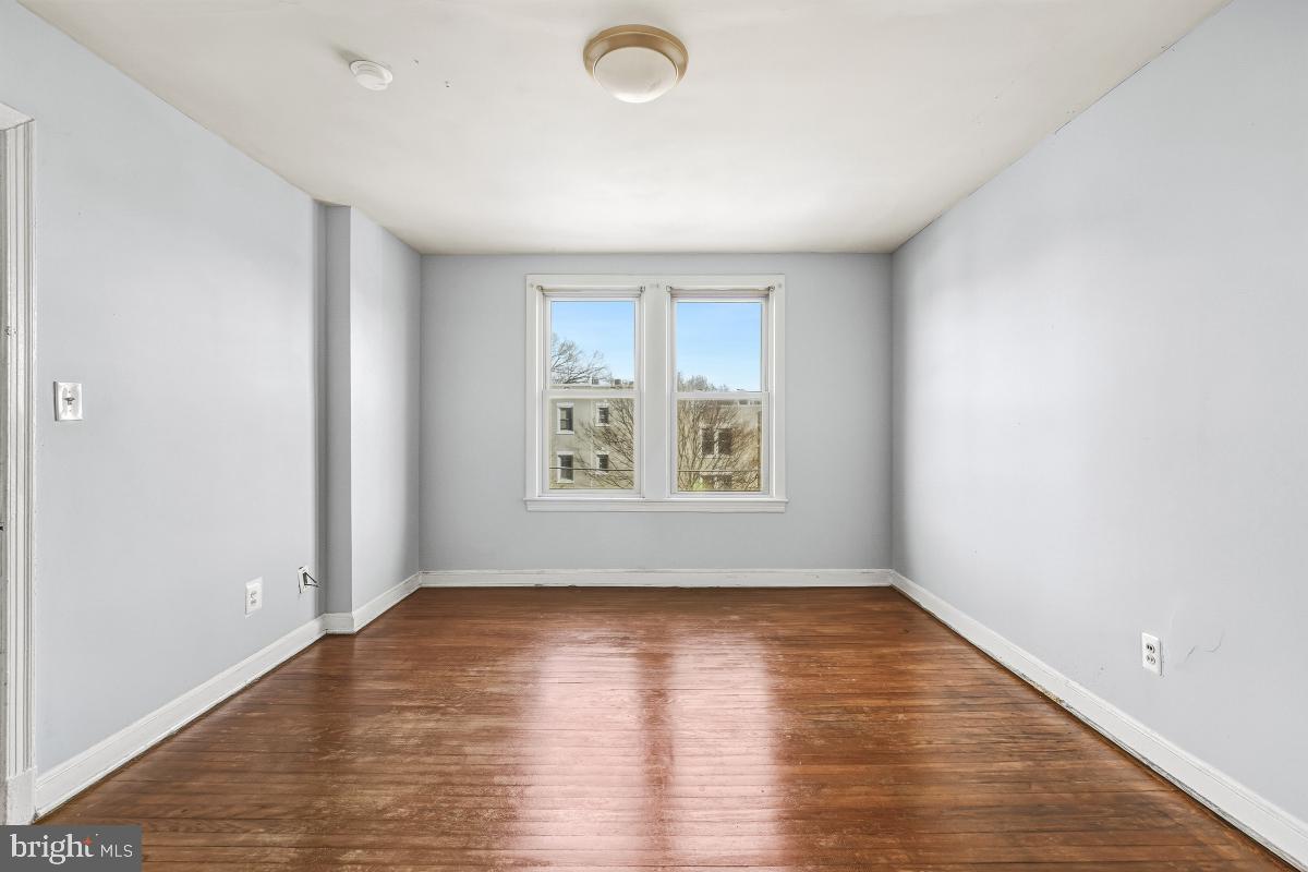 4408 1ST PL NE #21, WASHINGTON, District Of Columbia 20011, 1 Bedroom Bedrooms, 6 Rooms Rooms,1 BathroomBathrooms,Residential,For sale,4408 1ST PL NE #21,DCDC2241598 MLS # DCDC2241598