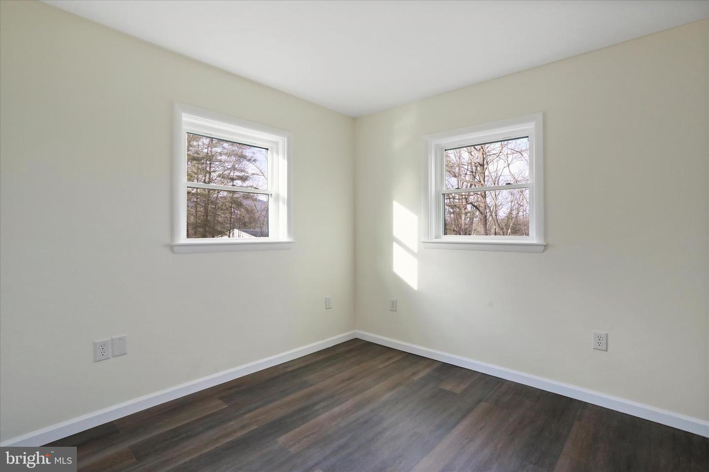 244 HICKORY RD, FRONT ROYAL, Virginia 22630, 2 Bedrooms Bedrooms, ,1 BathroomBathrooms,Residential,For sale,244 HICKORY RD,VAWR2013140 MLS # VAWR2013140