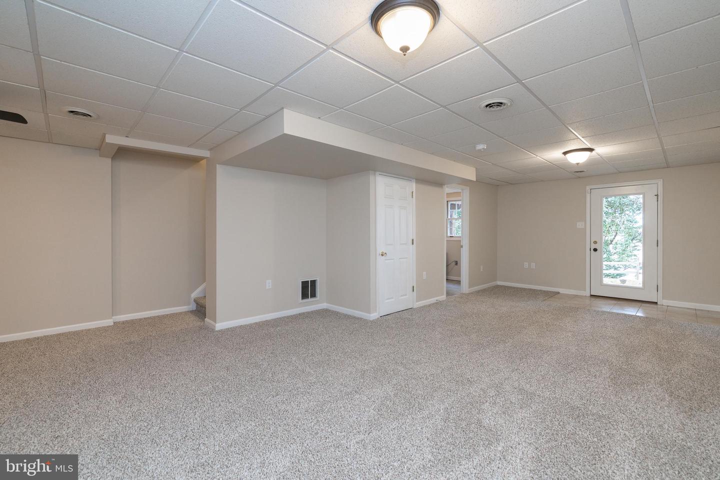 218 TUDOR DR, WINCHESTER, Virginia 22603, 2 Bedrooms Bedrooms, ,3 BathroomsBathrooms,Residential,For sale,218 TUDOR DR,VAFV2039018 MLS # VAFV2039018