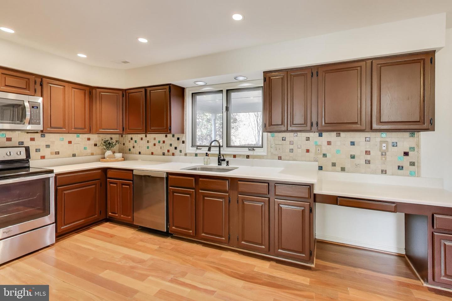 37836 PERKINS CT, PURCELLVILLE, Virginia 20132, 4 Bedrooms Bedrooms, ,2 BathroomsBathrooms,Residential,For sale,37836 PERKINS CT,VALO2113952 MLS # VALO2113952