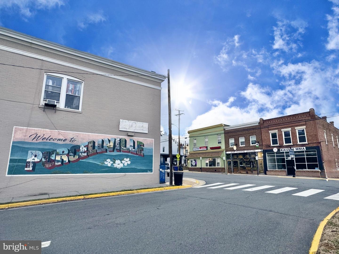 37836 PERKINS CT, PURCELLVILLE, Virginia 20132, 4 Bedrooms Bedrooms, ,2 BathroomsBathrooms,Residential,For sale,37836 PERKINS CT,VALO2113952 MLS # VALO2113952