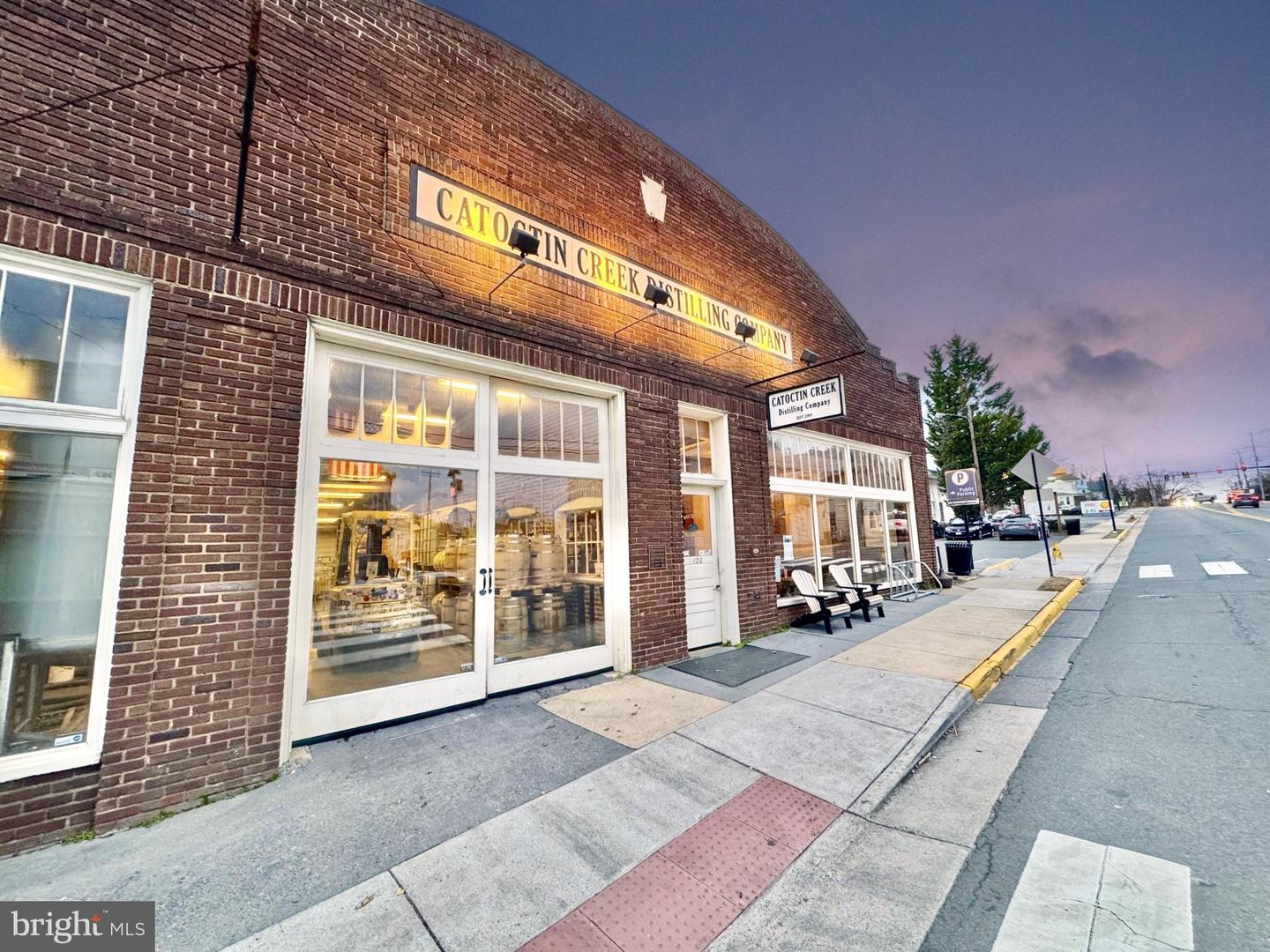 37836 PERKINS CT, PURCELLVILLE, Virginia 20132, 4 Bedrooms Bedrooms, ,2 BathroomsBathrooms,Residential,For sale,37836 PERKINS CT,VALO2113952 MLS # VALO2113952