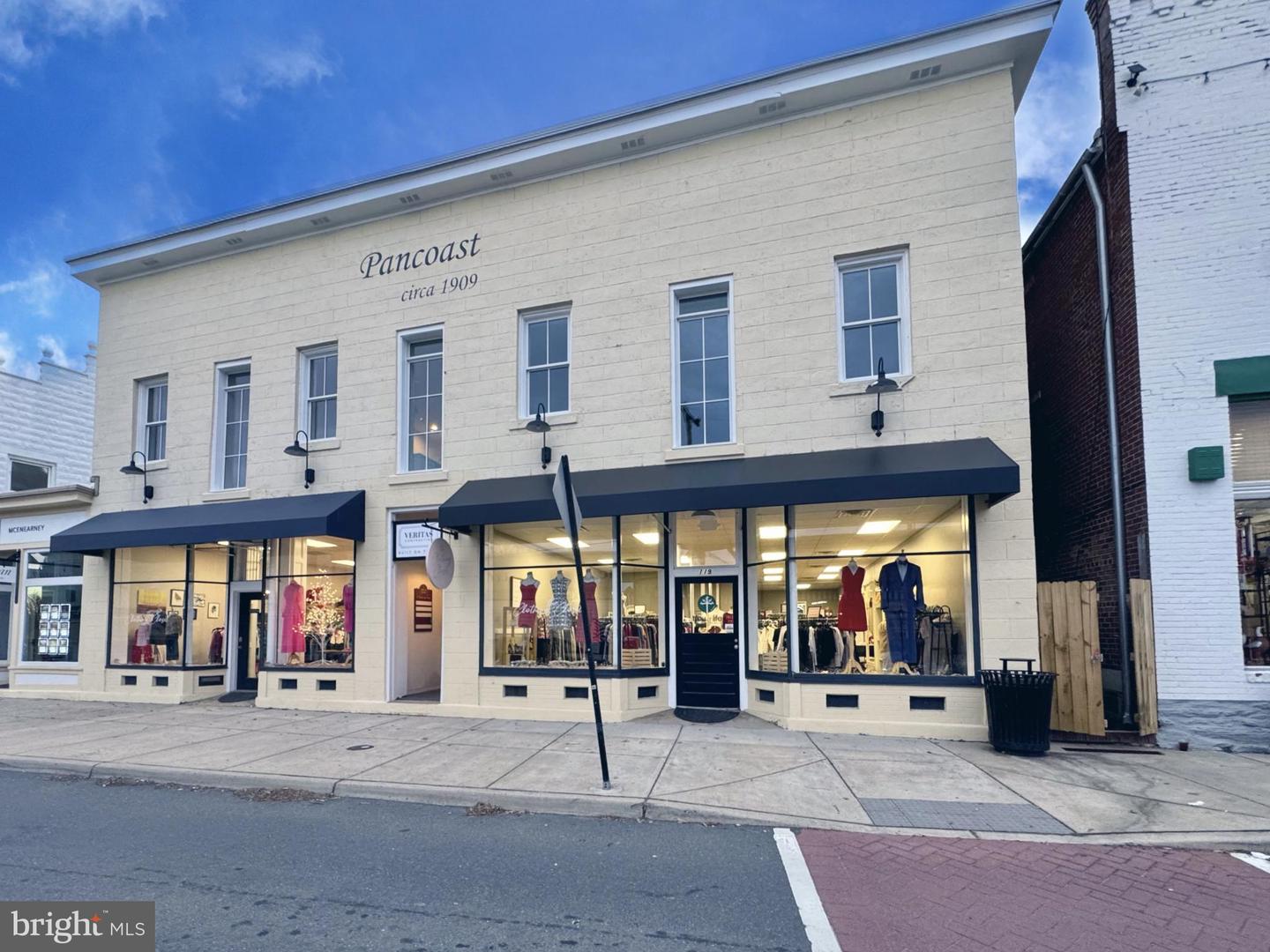 37836 PERKINS CT, PURCELLVILLE, Virginia 20132, 4 Bedrooms Bedrooms, ,2 BathroomsBathrooms,Residential,For sale,37836 PERKINS CT,VALO2113952 MLS # VALO2113952