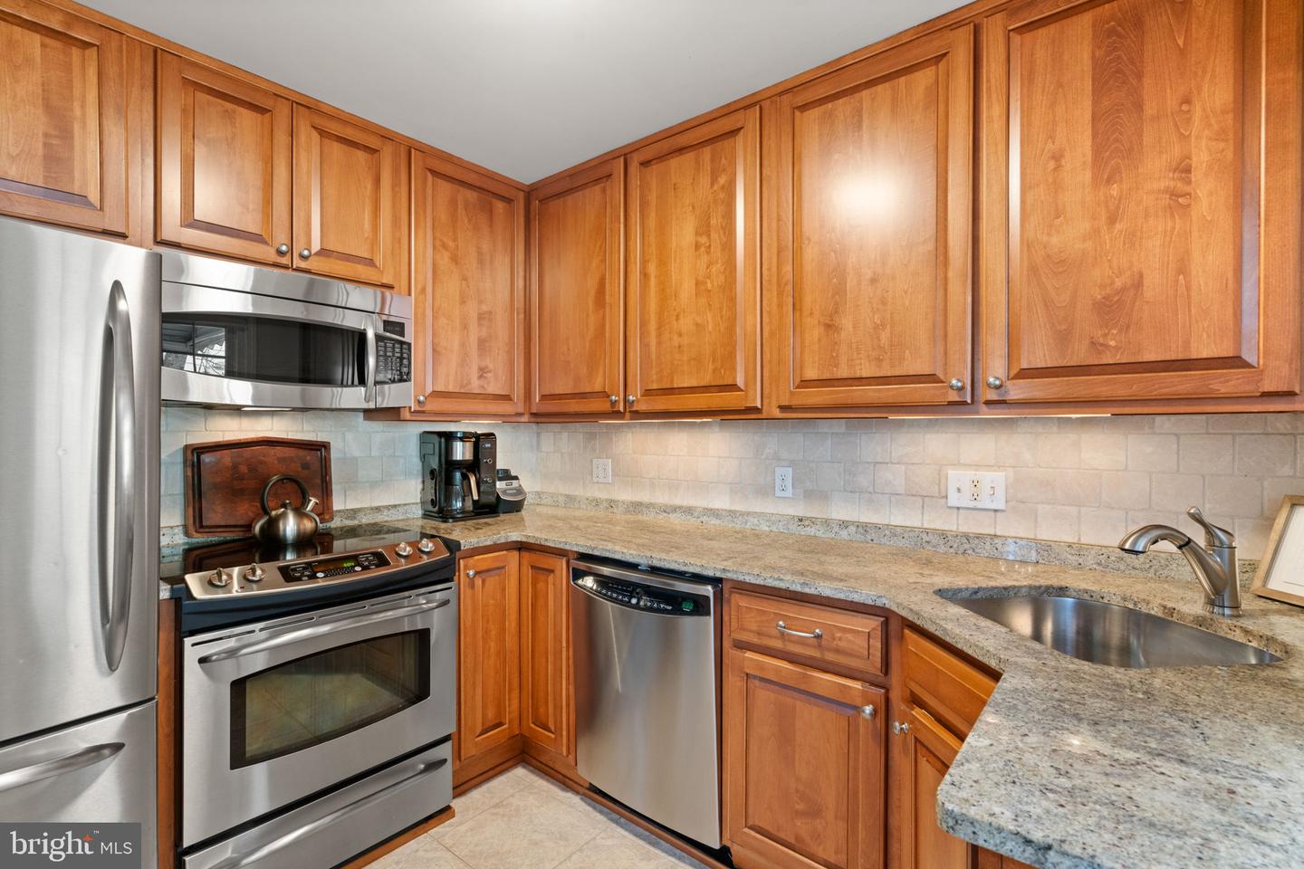 2916 BROOK DR, FALLS CHURCH, Virginia 22042, 4 Bedrooms Bedrooms, ,2 BathroomsBathrooms,Residential,For sale,2916 BROOK DR,VAFX2285734 MLS # VAFX2285734