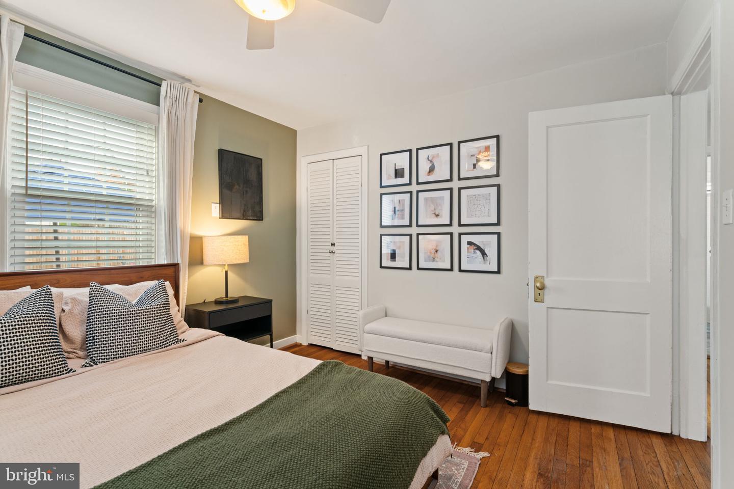 2916 BROOK DR, FALLS CHURCH, Virginia 22042, 4 Bedrooms Bedrooms, ,2 BathroomsBathrooms,Residential,For sale,2916 BROOK DR,VAFX2285734 MLS # VAFX2285734