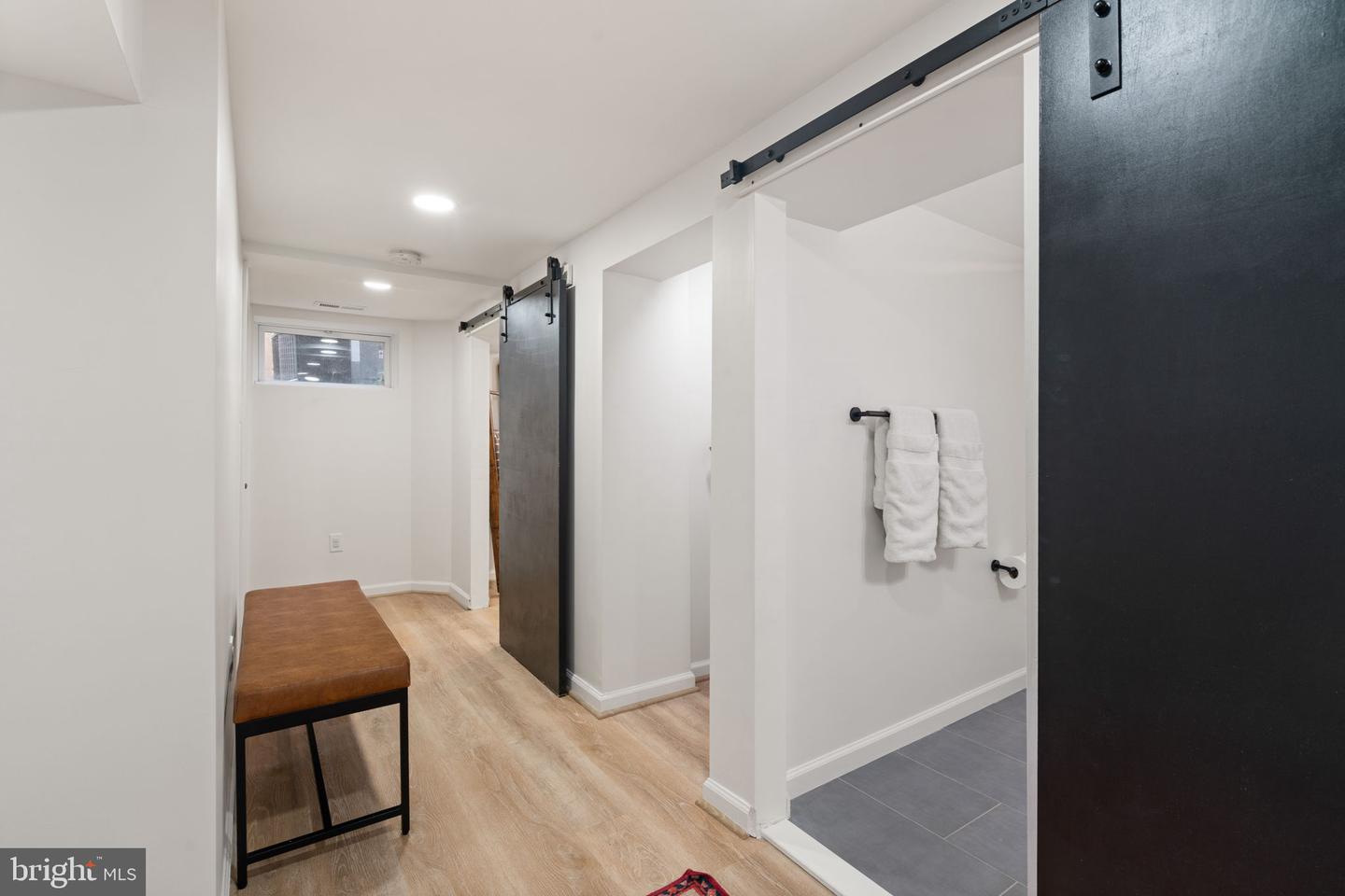 2916 BROOK DR, FALLS CHURCH, Virginia 22042, 4 Bedrooms Bedrooms, ,2 BathroomsBathrooms,Residential,For sale,2916 BROOK DR,VAFX2285734 MLS # VAFX2285734