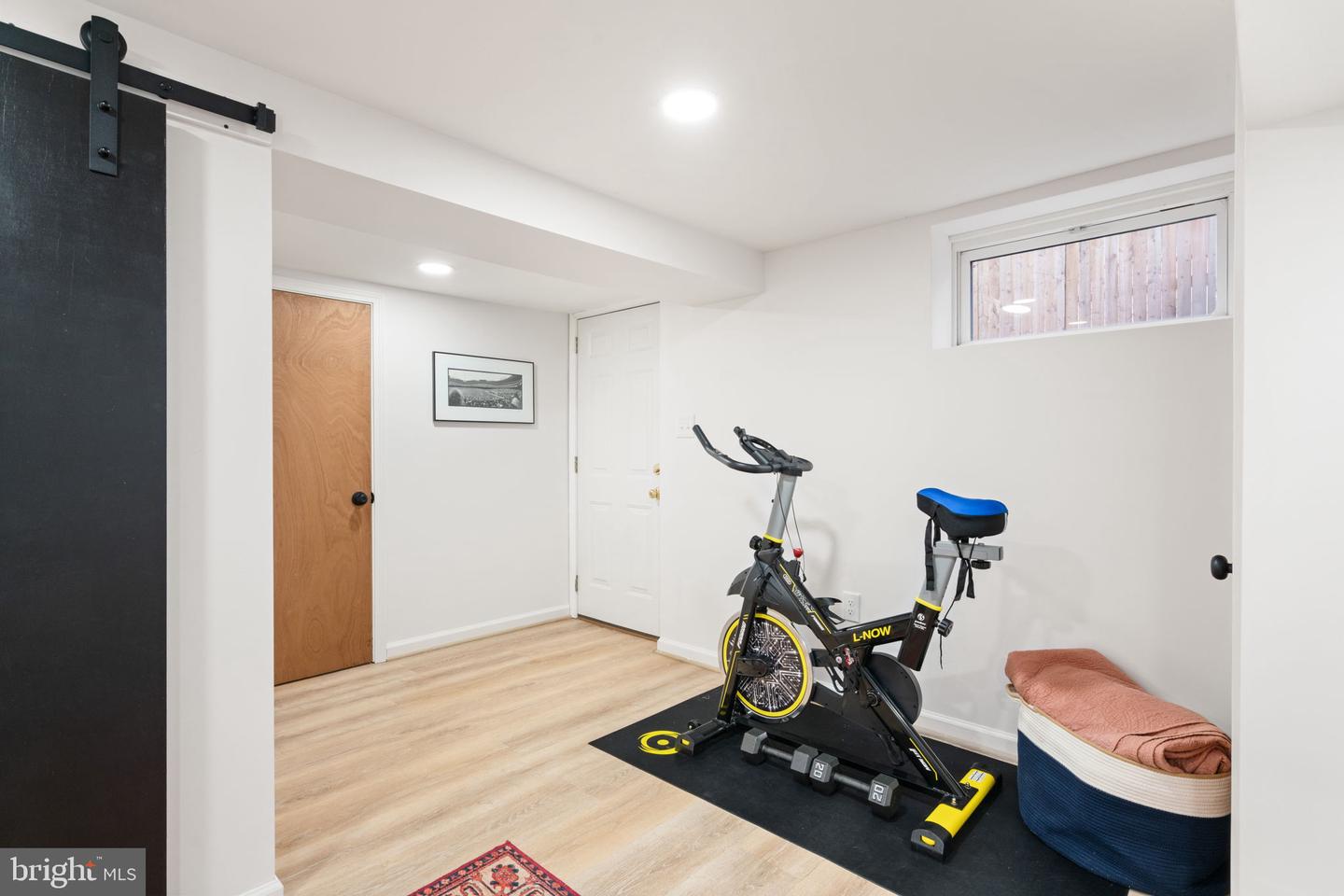 2916 BROOK DR, FALLS CHURCH, Virginia 22042, 4 Bedrooms Bedrooms, ,2 BathroomsBathrooms,Residential,For sale,2916 BROOK DR,VAFX2285734 MLS # VAFX2285734