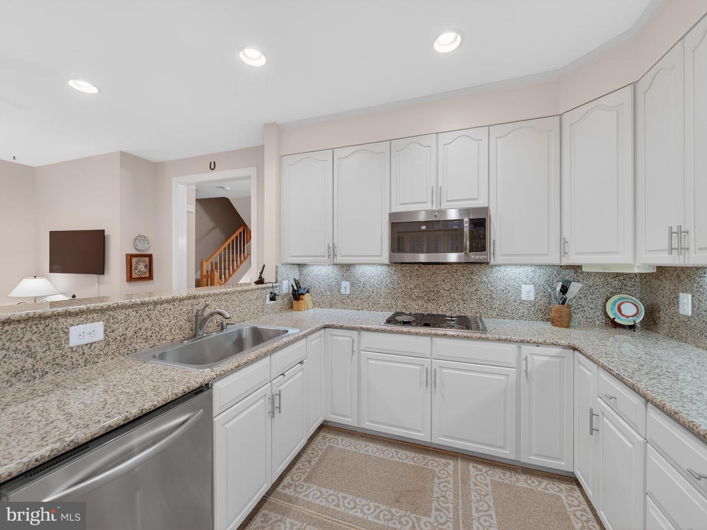 1723 22ND CT N, ARLINGTON, Virginia 22209, 3 Bedrooms Bedrooms, ,3 BathroomsBathrooms,Residential,For sale,1723 22ND CT N,VAAR2067746 MLS # VAAR2067746