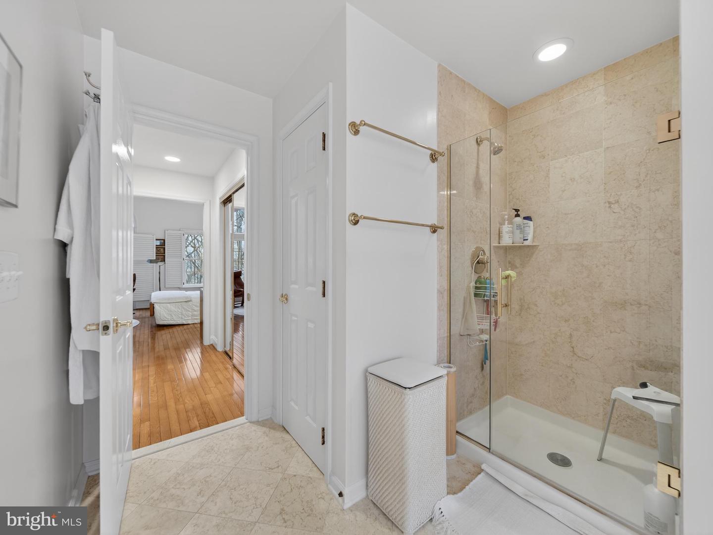 1723 22ND CT N, ARLINGTON, Virginia 22209, 3 Bedrooms Bedrooms, ,3 BathroomsBathrooms,Residential,For sale,1723 22ND CT N,VAAR2067746 MLS # VAAR2067746