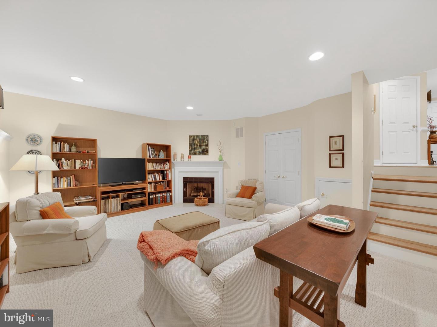 1723 22ND CT N, ARLINGTON, Virginia 22209, 3 Bedrooms Bedrooms, ,3 BathroomsBathrooms,Residential,For sale,1723 22ND CT N,VAAR2067746 MLS # VAAR2067746