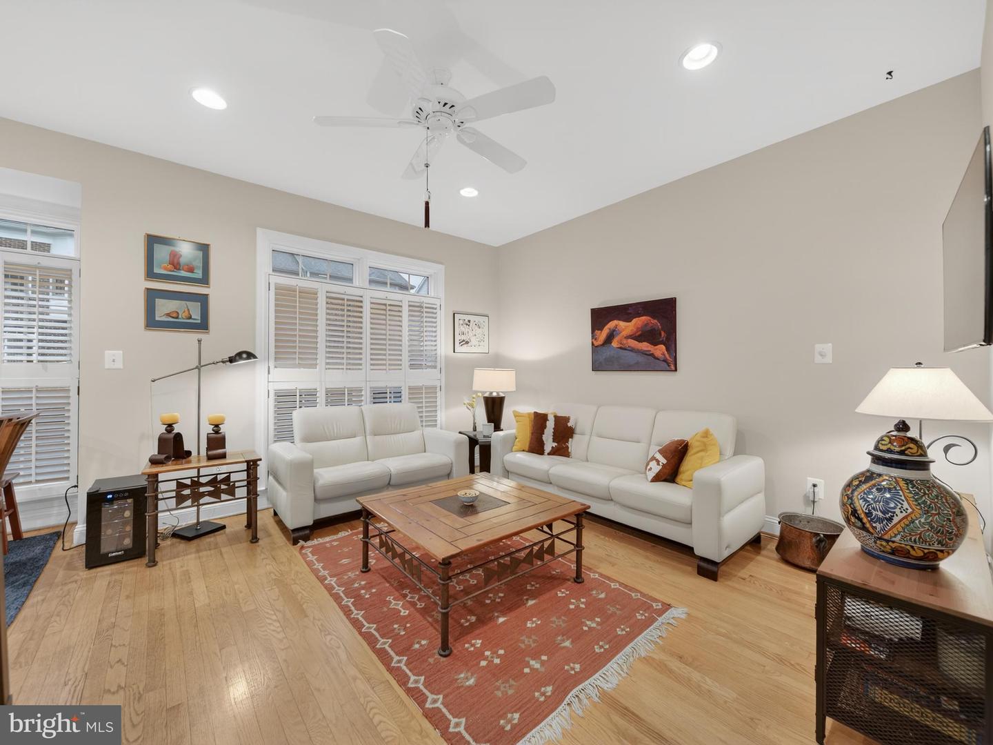 1723 22ND CT N, ARLINGTON, Virginia 22209, 3 Bedrooms Bedrooms, ,3 BathroomsBathrooms,Residential,For sale,1723 22ND CT N,VAAR2067746 MLS # VAAR2067746