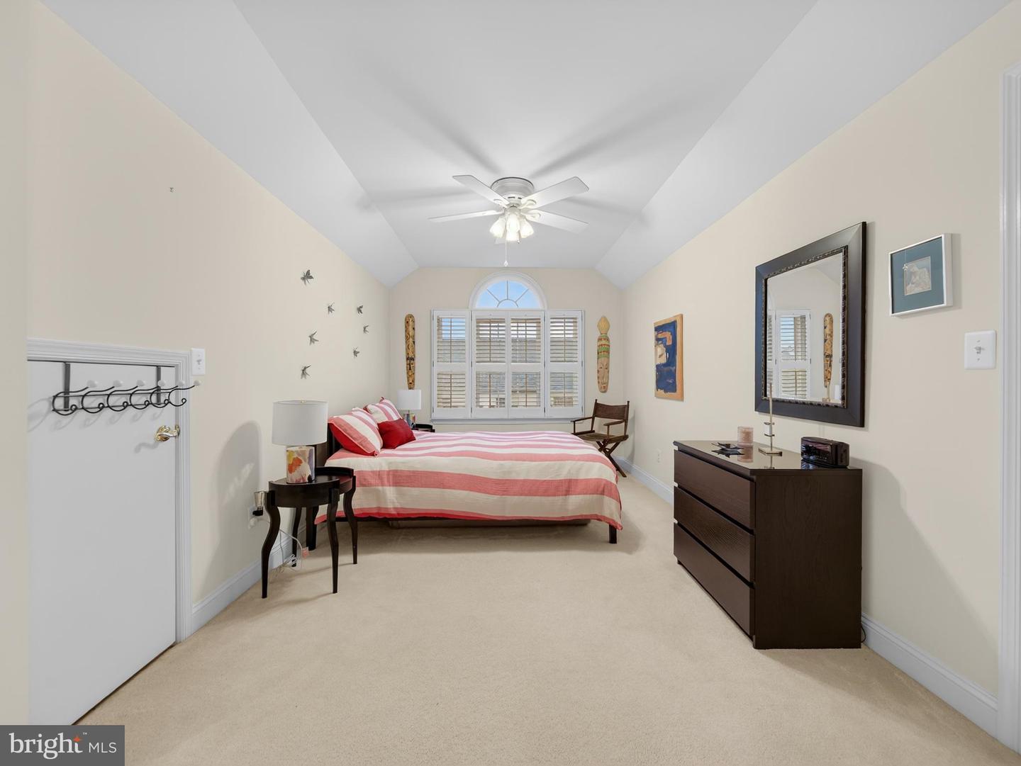 1723 22ND CT N, ARLINGTON, Virginia 22209, 3 Bedrooms Bedrooms, ,3 BathroomsBathrooms,Residential,For sale,1723 22ND CT N,VAAR2067746 MLS # VAAR2067746