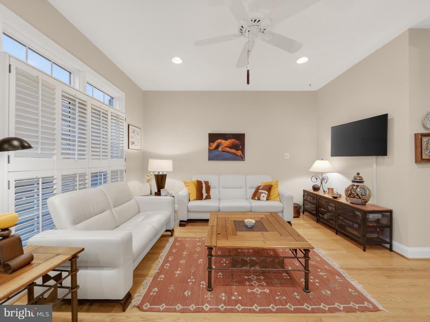 1723 22ND CT N, ARLINGTON, Virginia 22209, 3 Bedrooms Bedrooms, ,3 BathroomsBathrooms,Residential,For sale,1723 22ND CT N,VAAR2067746 MLS # VAAR2067746