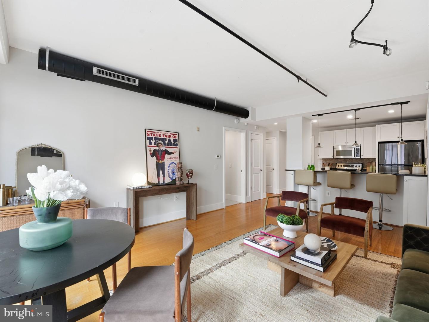 1440 CHURCH ST NW #401, WASHINGTON, District Of Columbia 20005, 2 Bedrooms Bedrooms, ,2 BathroomsBathrooms,Residential,For sale,1440 CHURCH ST NW #401,DCDC2241374 MLS # DCDC2241374