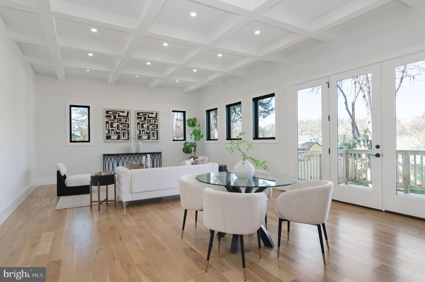 6818 BARRETT RD, FALLS CHURCH, Virginia 22042, 6 Bedrooms Bedrooms, 25 Rooms Rooms,5 BathroomsBathrooms,Residential,For sale,6818 BARRETT RD,VAFX2285748 MLS # VAFX2285748