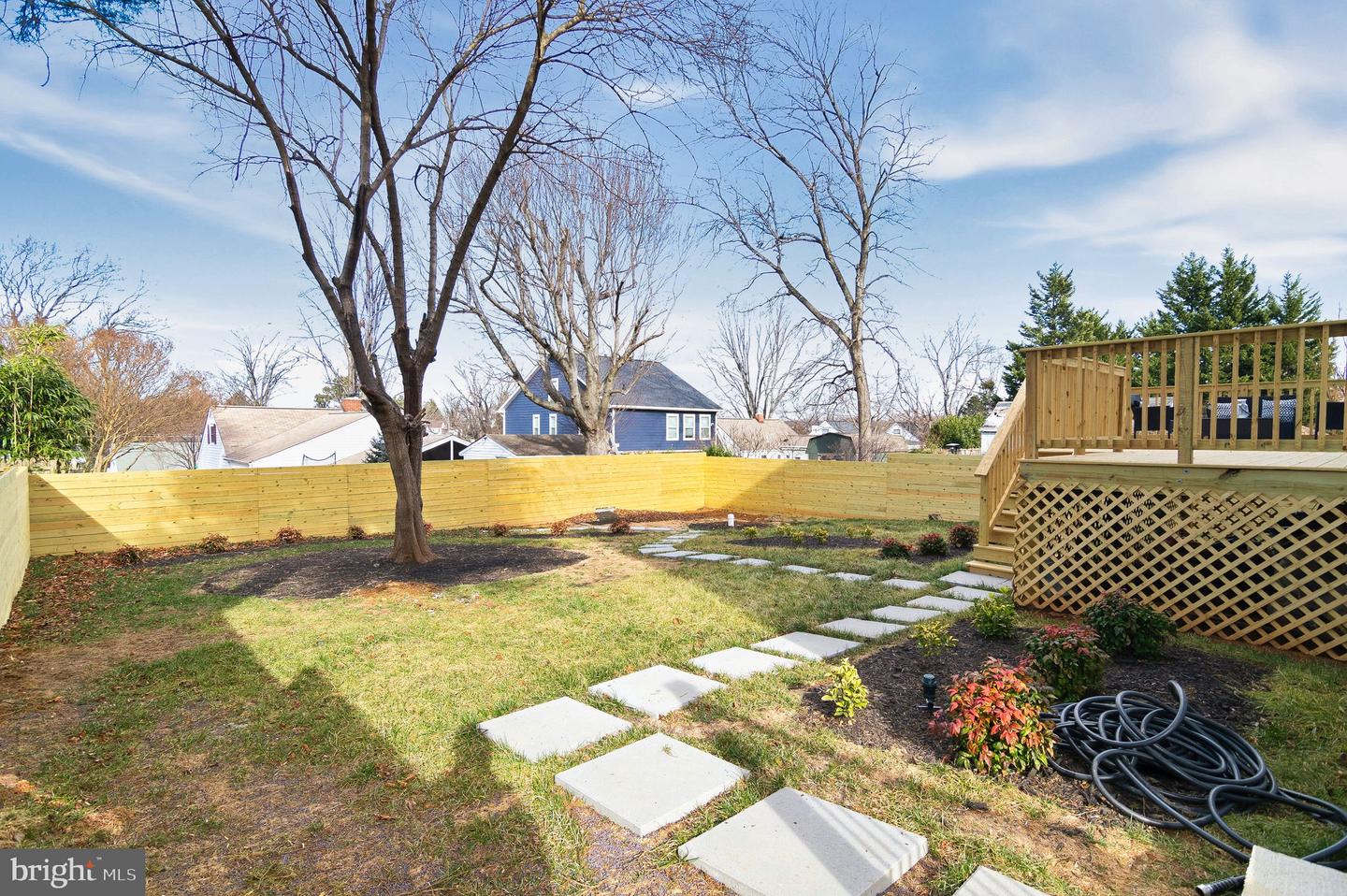 6818 BARRETT RD, FALLS CHURCH, Virginia 22042, 6 Bedrooms Bedrooms, 25 Rooms Rooms,5 BathroomsBathrooms,Residential,For sale,6818 BARRETT RD,VAFX2285748 MLS # VAFX2285748