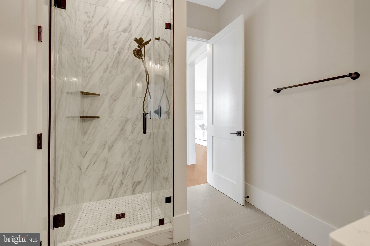 41416 CANONGATE DR, LEESBURG, Virginia 20175, 5 Bedrooms Bedrooms, ,5 BathroomsBathrooms,Residential,For sale,41416 CANONGATE DR,VALO2113962 MLS # VALO2113962