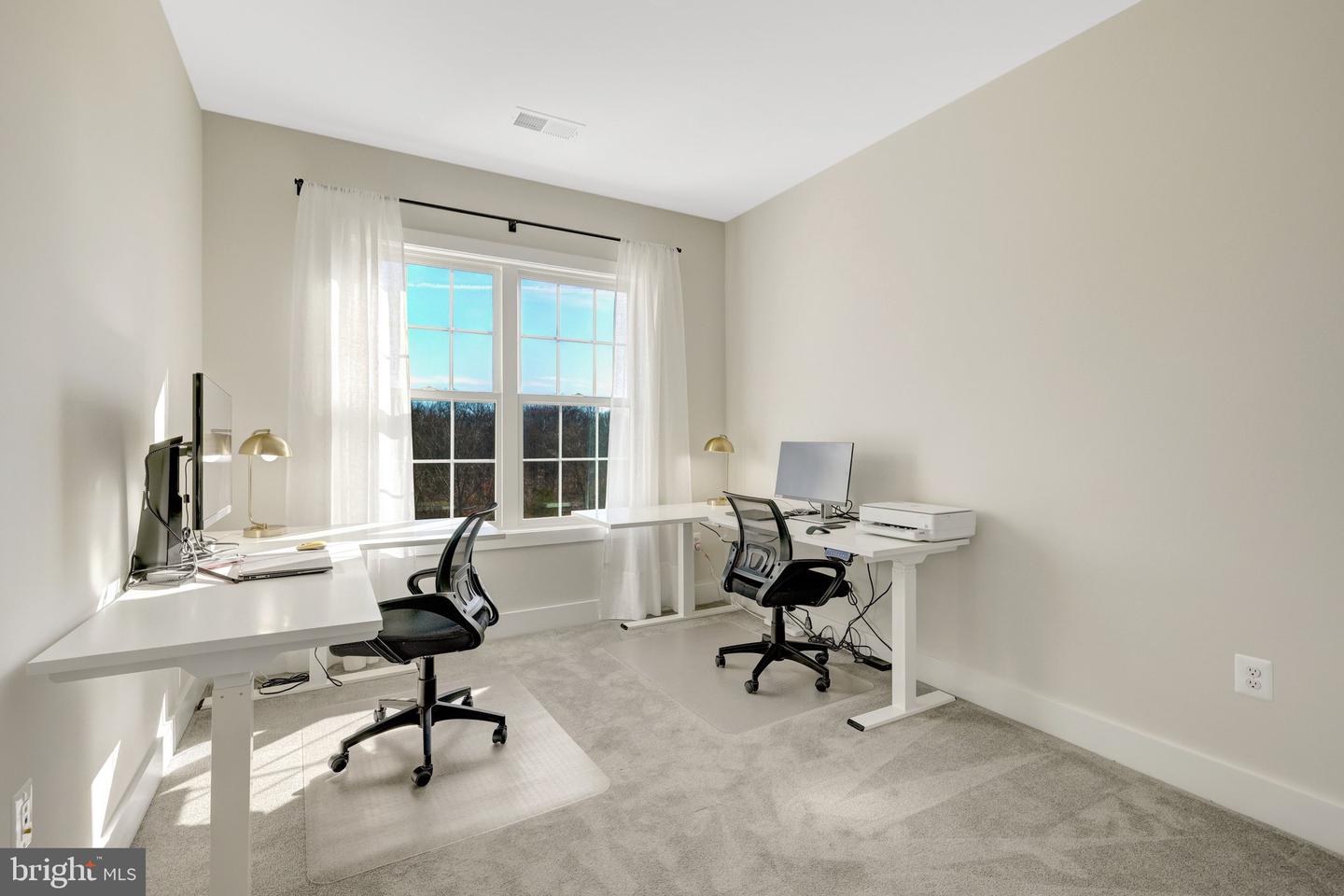 41416 CANONGATE DR, LEESBURG, Virginia 20175, 5 Bedrooms Bedrooms, ,5 BathroomsBathrooms,Residential,For sale,41416 CANONGATE DR,VALO2113962 MLS # VALO2113962