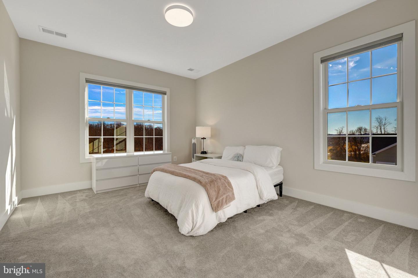 41416 CANONGATE DR, LEESBURG, Virginia 20175, 5 Bedrooms Bedrooms, ,5 BathroomsBathrooms,Residential,For sale,41416 CANONGATE DR,VALO2113962 MLS # VALO2113962