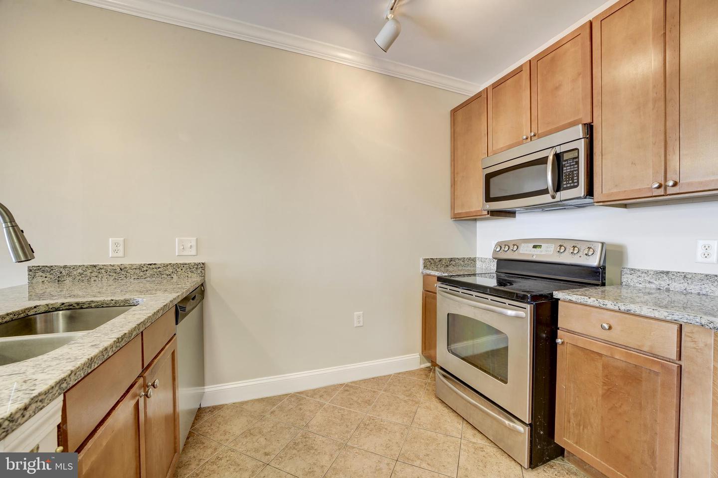 1391 PENNSYLVANIA AVE SE #526, WASHINGTON, District Of Columbia 20003, 1 Bedroom Bedrooms, ,1 BathroomBathrooms,Residential,For sale,1391 PENNSYLVANIA AVE SE #526,DCDC2241406 MLS # DCDC2241406