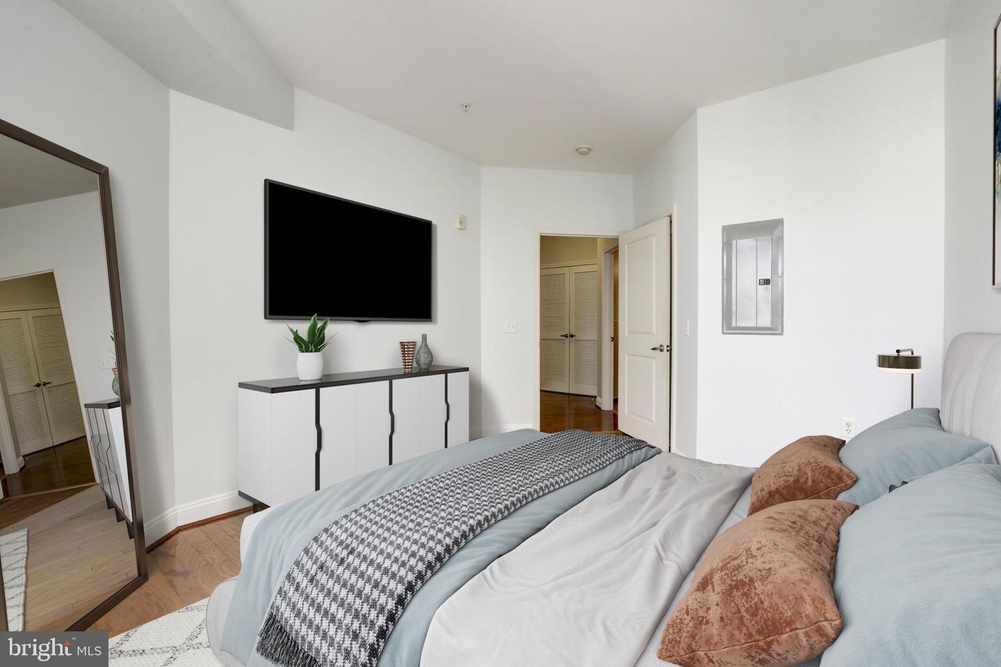 1391 PENNSYLVANIA AVE SE #526, WASHINGTON, District Of Columbia 20003, 1 Bedroom Bedrooms, ,1 BathroomBathrooms,Residential,For sale,1391 PENNSYLVANIA AVE SE #526,DCDC2241406 MLS # DCDC2241406