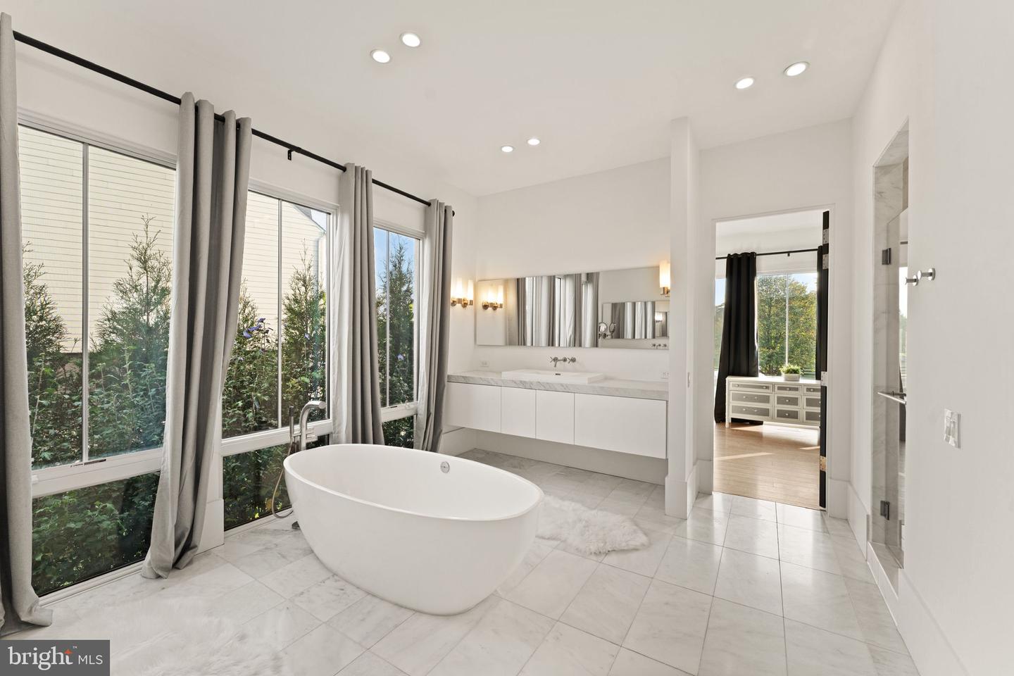 41774 ASHMEADOW CT, ASHBURN, Virginia 20148, 5 Bedrooms Bedrooms, ,4 BathroomsBathrooms,Residential,For sale,41774 ASHMEADOW CT,VALO2113984 MLS # VALO2113984