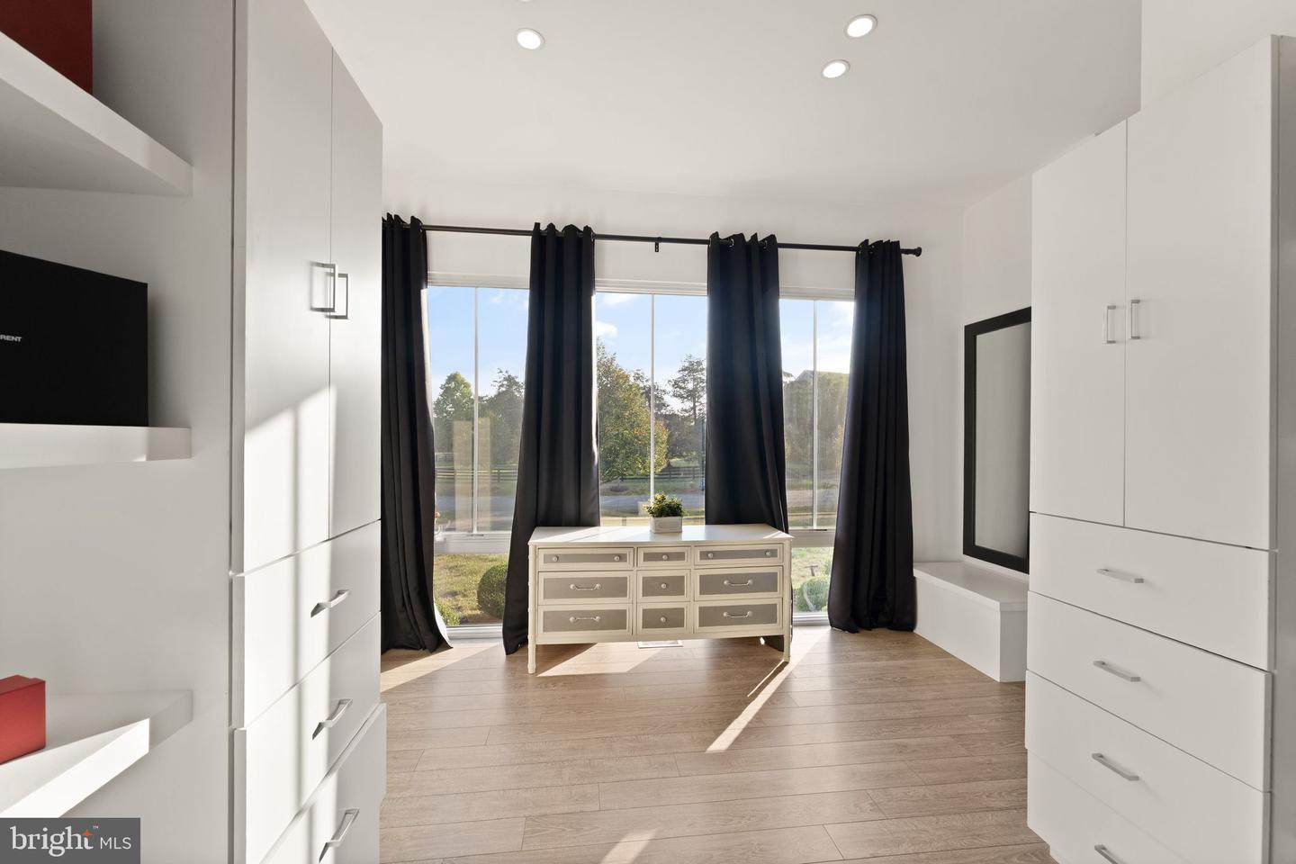 41774 ASHMEADOW CT, ASHBURN, Virginia 20148, 5 Bedrooms Bedrooms, ,4 BathroomsBathrooms,Residential,For sale,41774 ASHMEADOW CT,VALO2113984 MLS # VALO2113984