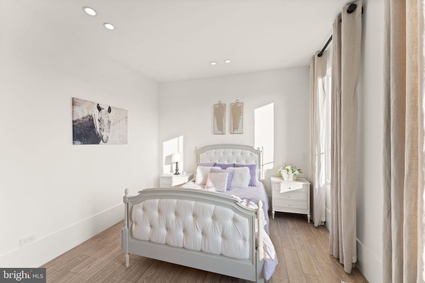 41774 ASHMEADOW CT, ASHBURN, Virginia 20148, 5 Bedrooms Bedrooms, ,4 BathroomsBathrooms,Residential,For sale,41774 ASHMEADOW CT,VALO2113984 MLS # VALO2113984