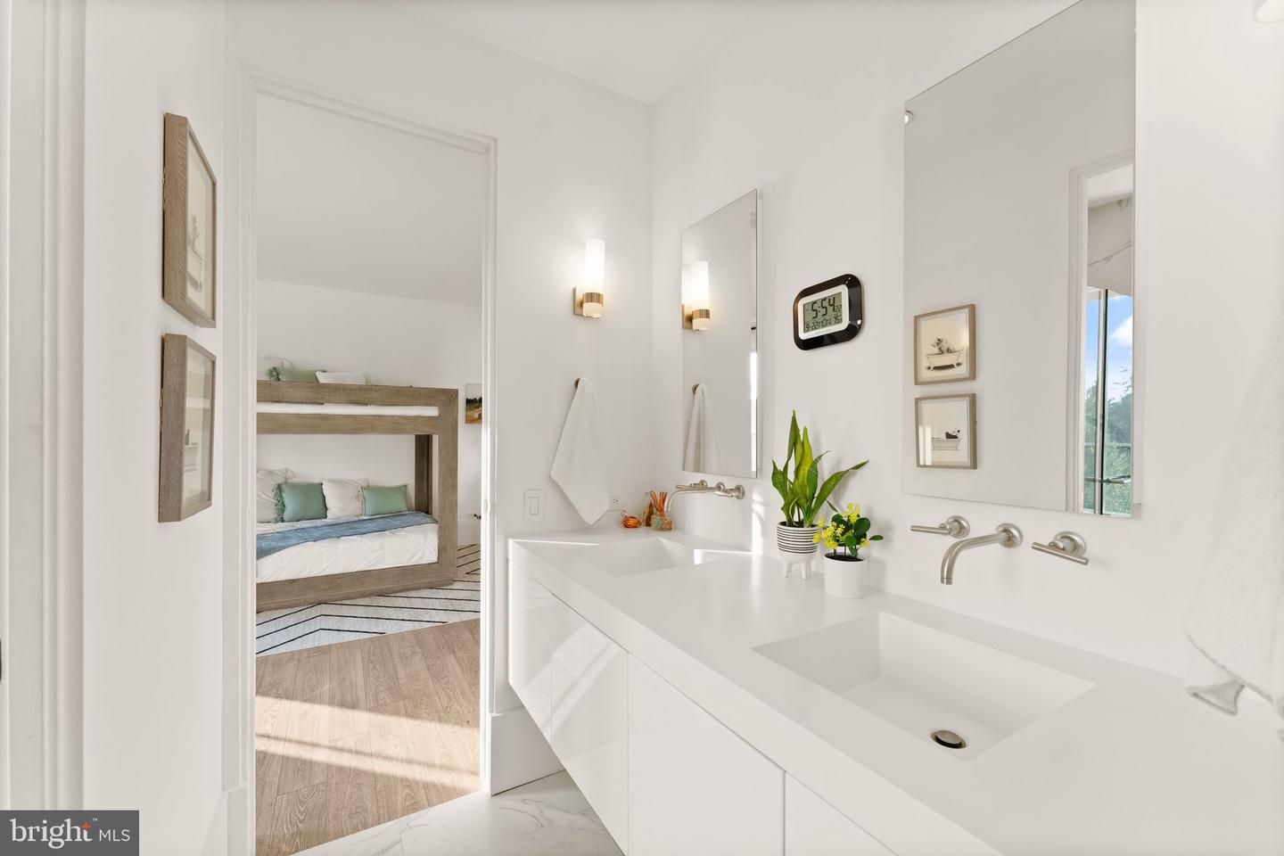 41774 ASHMEADOW CT, ASHBURN, Virginia 20148, 5 Bedrooms Bedrooms, ,4 BathroomsBathrooms,Residential,For sale,41774 ASHMEADOW CT,VALO2113984 MLS # VALO2113984