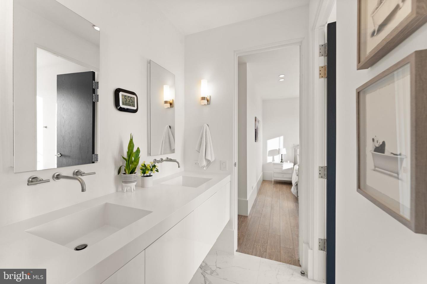 41774 ASHMEADOW CT, ASHBURN, Virginia 20148, 5 Bedrooms Bedrooms, ,4 BathroomsBathrooms,Residential,For sale,41774 ASHMEADOW CT,VALO2113984 MLS # VALO2113984