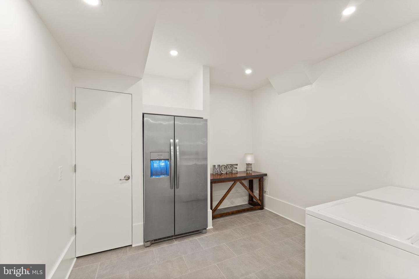 41774 ASHMEADOW CT, ASHBURN, Virginia 20148, 5 Bedrooms Bedrooms, ,4 BathroomsBathrooms,Residential,For sale,41774 ASHMEADOW CT,VALO2113984 MLS # VALO2113984