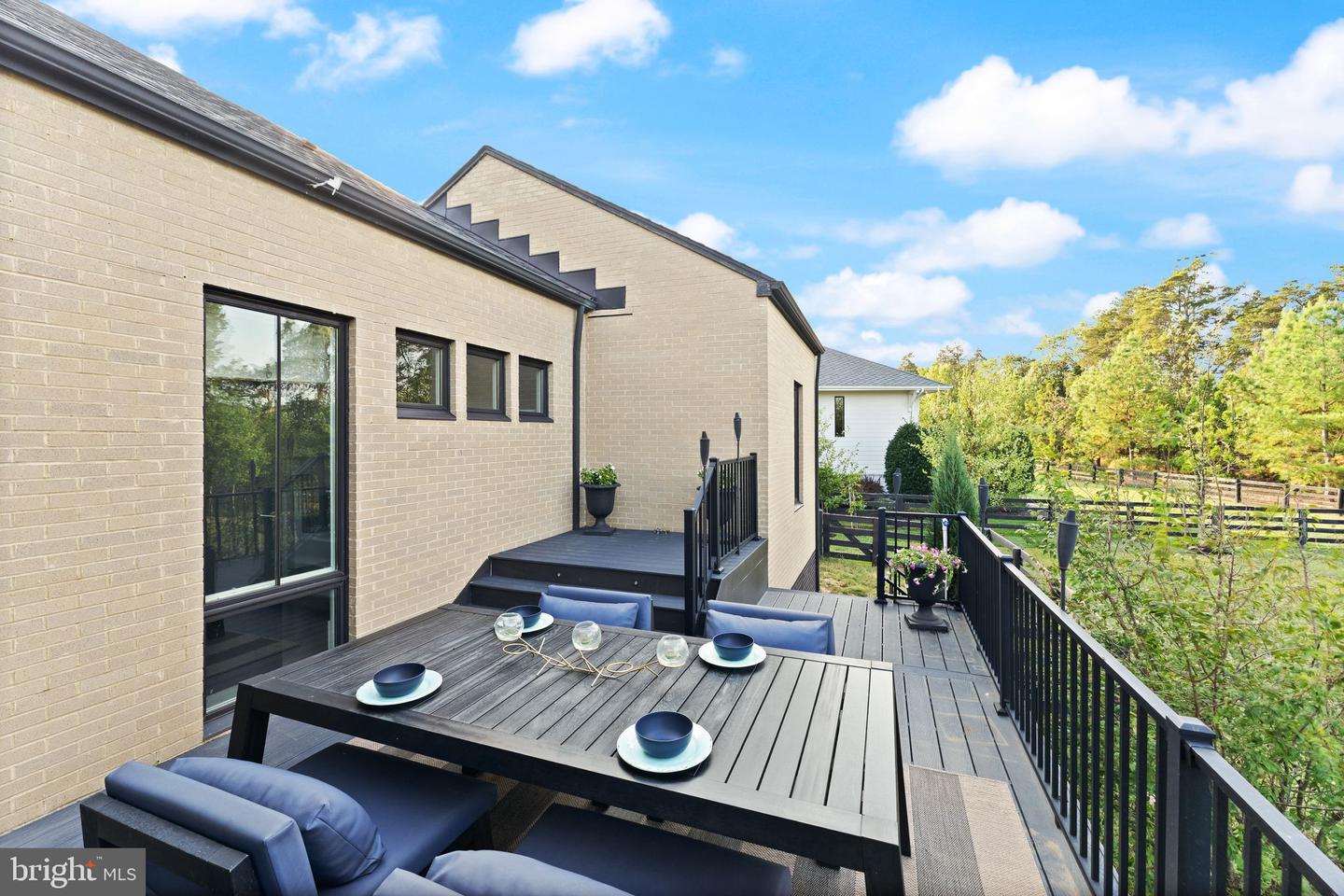 41774 ASHMEADOW CT, ASHBURN, Virginia 20148, 5 Bedrooms Bedrooms, ,4 BathroomsBathrooms,Residential,For sale,41774 ASHMEADOW CT,VALO2113984 MLS # VALO2113984