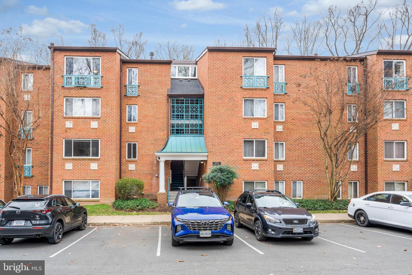 11833 SHIRE CT #11B, RESTON, Virginia 20191, 2 Bedrooms Bedrooms, 6 Rooms Rooms,1 BathroomBathrooms,Residential,For sale,11833 SHIRE CT #11B,VAFX2285986 MLS # VAFX2285986