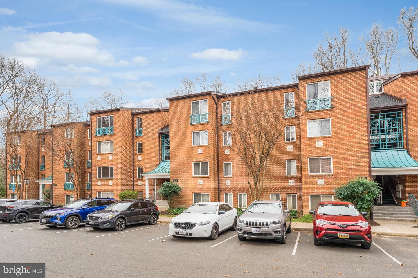 11833 SHIRE CT #11B, RESTON, Virginia 20191, 2 Bedrooms Bedrooms, 6 Rooms Rooms,1 BathroomBathrooms,Residential,For sale,11833 SHIRE CT #11B,VAFX2285986 MLS # VAFX2285986