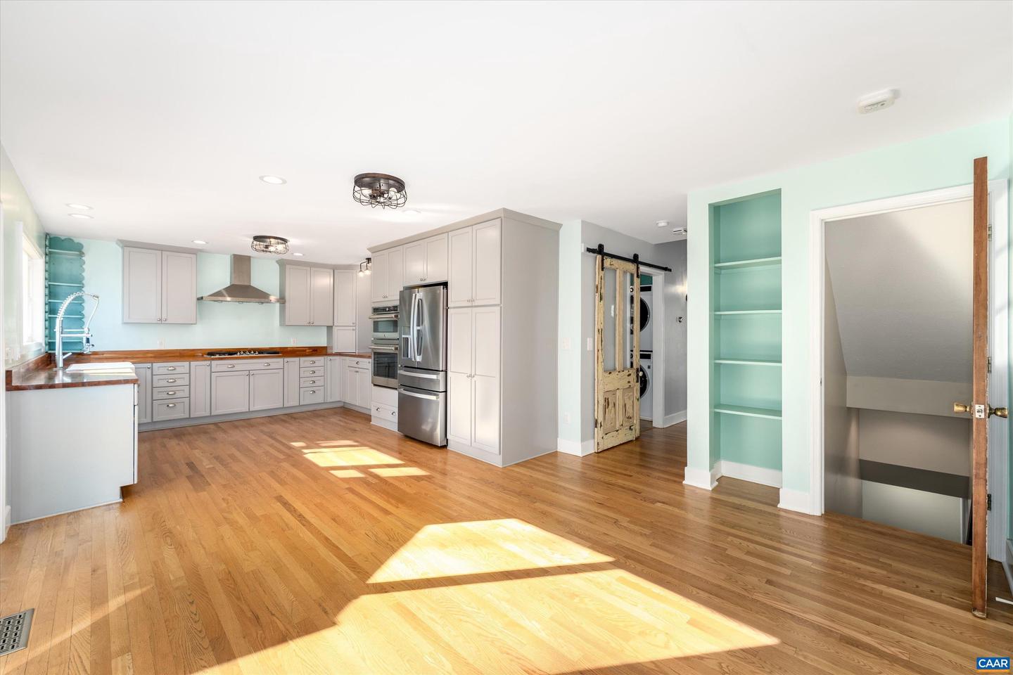 9 VINE RIDGE DR, PALMYRA, Virginia 22963, 5 Bedrooms Bedrooms, ,3 BathroomsBathrooms,Residential,For sale,9 VINE RIDGE DR,672517 MLS # 672517 9 VINE RIDGE DR, PALMYRA, Virginia 22963, 5 Bedrooms Bedrooms, ,3 BathroomsBathrooms,Residential,For sale,9 VINE RIDGE DR,672517 MLS # 672517