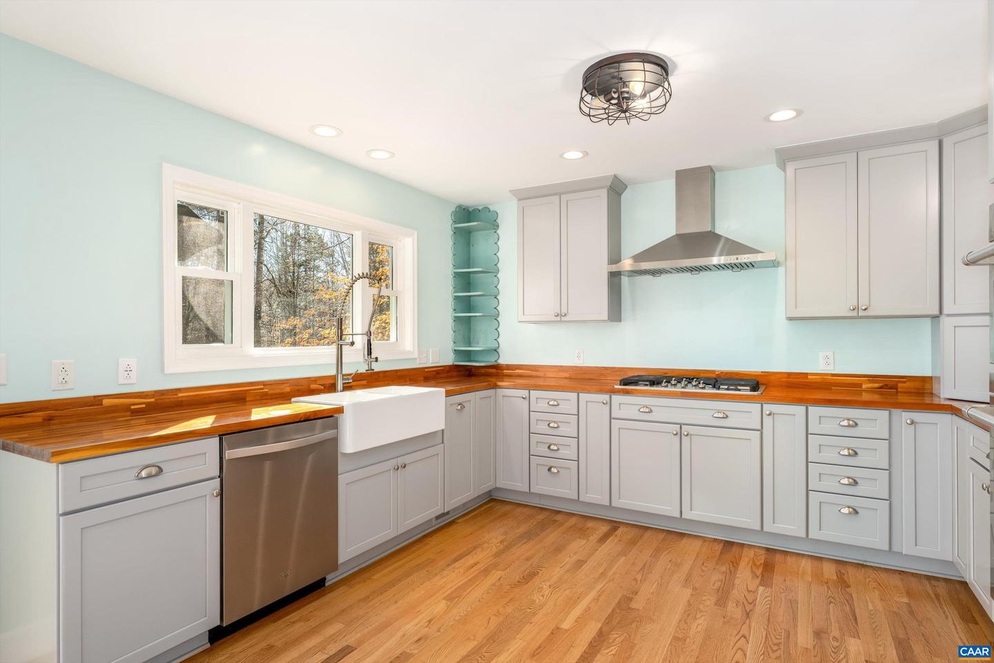 9 VINE RIDGE DR, PALMYRA, Virginia 22963, 5 Bedrooms Bedrooms, ,3 BathroomsBathrooms,Residential,For sale,9 VINE RIDGE DR,672517 MLS # 672517 9 VINE RIDGE DR, PALMYRA, Virginia 22963, 5 Bedrooms Bedrooms, ,3 BathroomsBathrooms,Residential,For sale,9 VINE RIDGE DR,672517 MLS # 672517