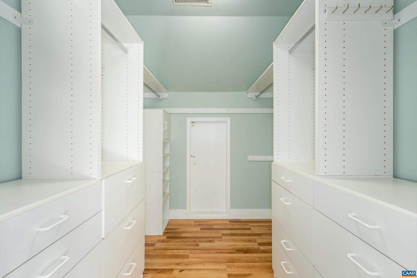 9 VINE RIDGE DR, PALMYRA, Virginia 22963, 5 Bedrooms Bedrooms, ,3 BathroomsBathrooms,Residential,For sale,9 VINE RIDGE DR,672517 MLS # 672517 9 VINE RIDGE DR, PALMYRA, Virginia 22963, 5 Bedrooms Bedrooms, ,3 BathroomsBathrooms,Residential,For sale,9 VINE RIDGE DR,672517 MLS # 672517