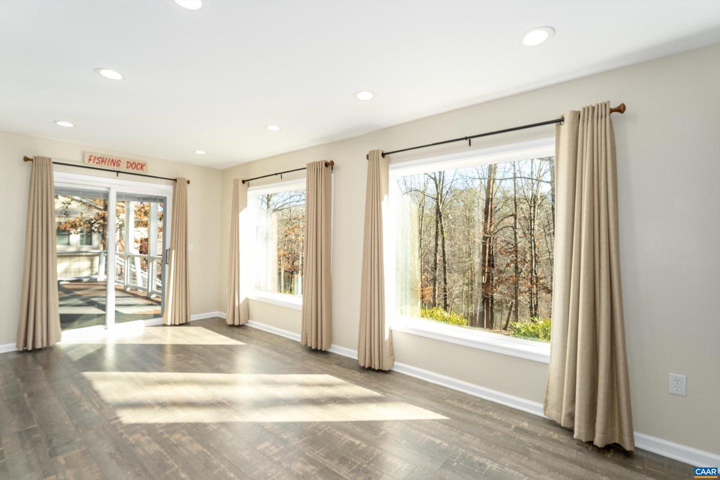 9 VINE RIDGE DR, PALMYRA, Virginia 22963, 5 Bedrooms Bedrooms, ,3 BathroomsBathrooms,Residential,For sale,9 VINE RIDGE DR,672517 MLS # 672517 9 VINE RIDGE DR, PALMYRA, Virginia 22963, 5 Bedrooms Bedrooms, ,3 BathroomsBathrooms,Residential,For sale,9 VINE RIDGE DR,672517 MLS # 672517