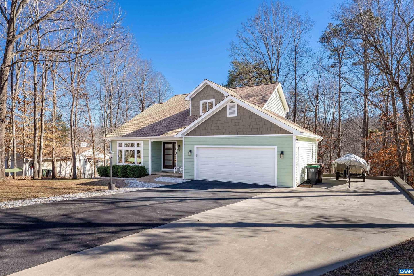 9 VINE RIDGE DR, PALMYRA, Virginia 22963, 5 Bedrooms Bedrooms, ,3 BathroomsBathrooms,Residential,For sale,9 VINE RIDGE DR,672517 MLS # 672517 9 VINE RIDGE DR, PALMYRA, Virginia 22963, 5 Bedrooms Bedrooms, ,3 BathroomsBathrooms,Residential,For sale,9 VINE RIDGE DR,672517 MLS # 672517