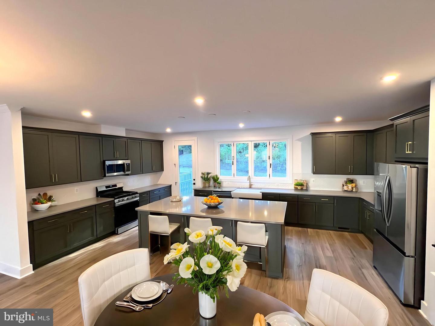 9404 DANDELION DR, LORTON, Virginia 22079, 3 Bedrooms Bedrooms, ,4 BathroomsBathrooms,Residential,For sale,9404 DANDELION DR,VAFX2286004 MLS # VAFX2286004