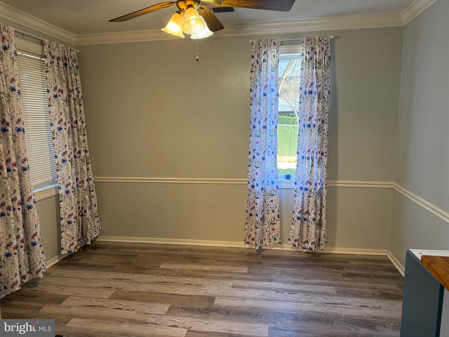 523 FLORIDA AVE #T2, HERNDON, Virginia 20170, 1 Bedroom Bedrooms, ,1 BathroomBathrooms,Residential,For sale,523 FLORIDA AVE #T2,VAFX2286016 MLS # VAFX2286016