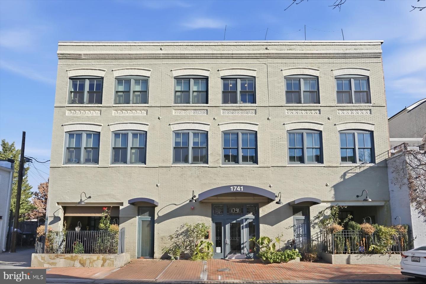 1741 JOHNSON AVE NW #302, WASHINGTON, District Of Columbia 20009, 2 Bedrooms Bedrooms, ,2 BathroomsBathrooms,Residential,For sale,1741 JOHNSON AVE NW #302,DCDC2241620 MLS # DCDC2241620