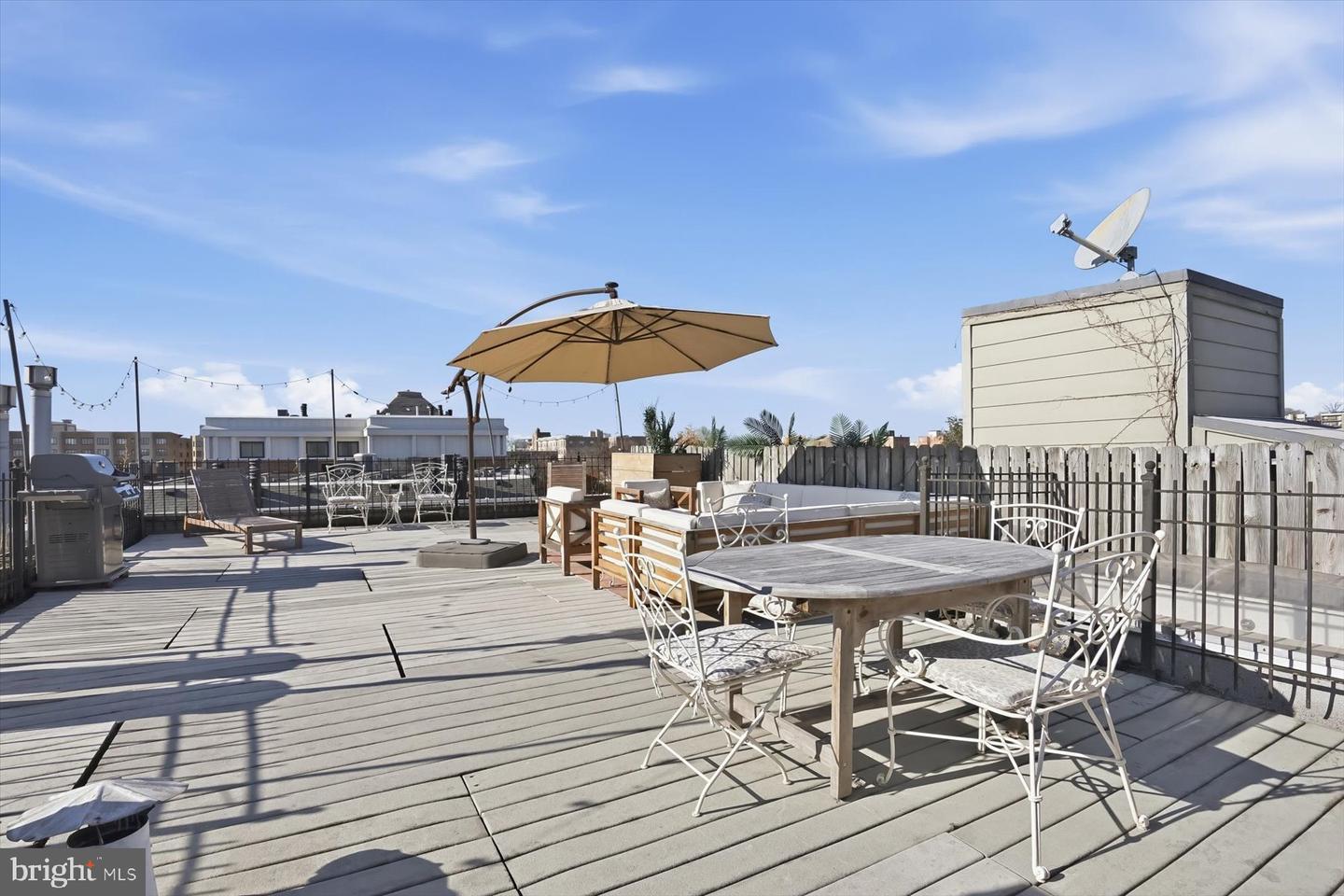 1741 JOHNSON AVE NW #302, WASHINGTON, District Of Columbia 20009, 2 Bedrooms Bedrooms, ,2 BathroomsBathrooms,Residential,For sale,1741 JOHNSON AVE NW #302,DCDC2241620 MLS # DCDC2241620