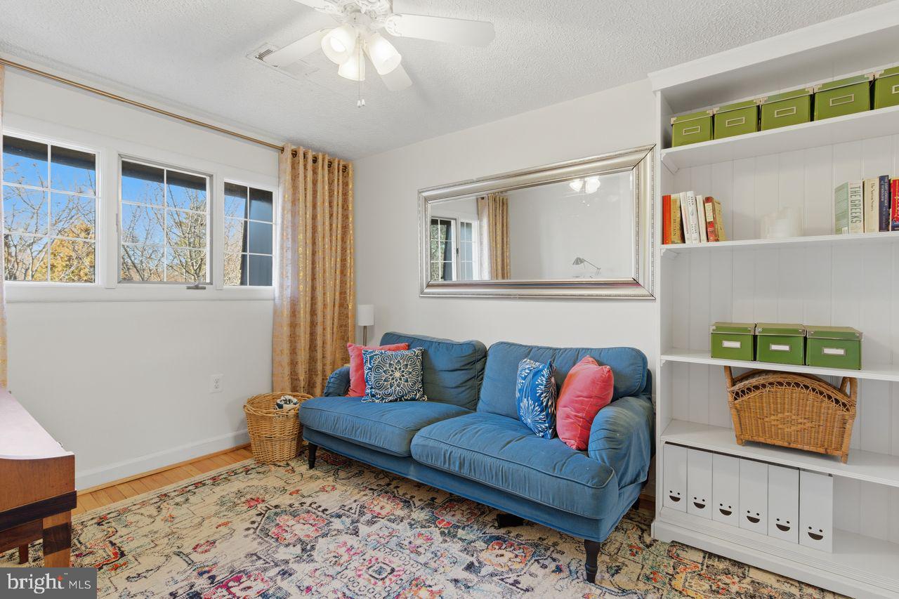 246 S VIRGINIA AVE #99, FALLS CHURCH, Virginia 22046, 2 Bedrooms Bedrooms, ,1 BathroomBathrooms,Residential,For sale,246 S VIRGINIA AVE #99,VAFA2003520 MLS # VAFA2003520