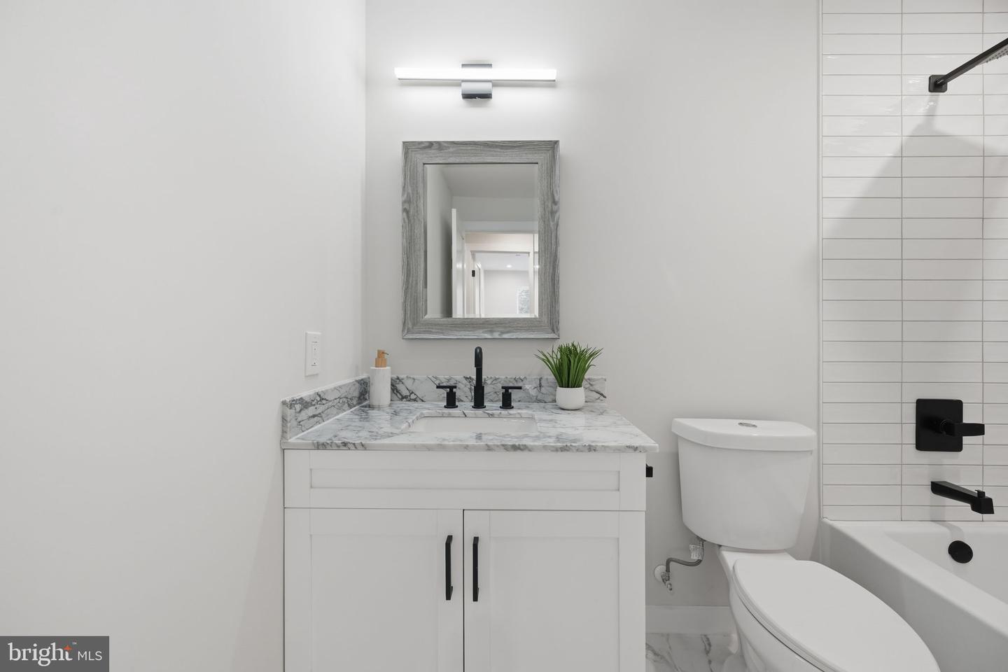 2606 41ST ST NW #T2, WASHINGTON, District Of Columbia 20007, 2 Bedrooms Bedrooms, ,2 BathroomsBathrooms,Residential,For sale,2606 41ST ST NW #T2,DCDC2241662 MLS # DCDC2241662