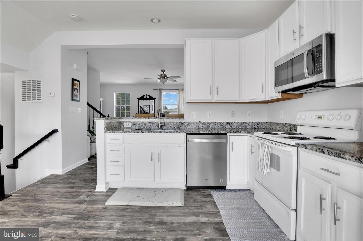 25336 SWEETNESS TER, ALDIE, Virginia 20105, 3 Bedrooms Bedrooms, ,2 BathroomsBathrooms,Residential,For sale,25336 SWEETNESS TER,VALO2114096 MLS # VALO2114096