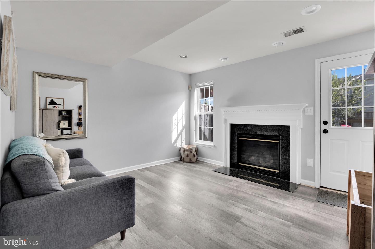 25336 SWEETNESS TER, ALDIE, Virginia 20105, 3 Bedrooms Bedrooms, ,2 BathroomsBathrooms,Residential,For sale,25336 SWEETNESS TER,VALO2114096 MLS # VALO2114096