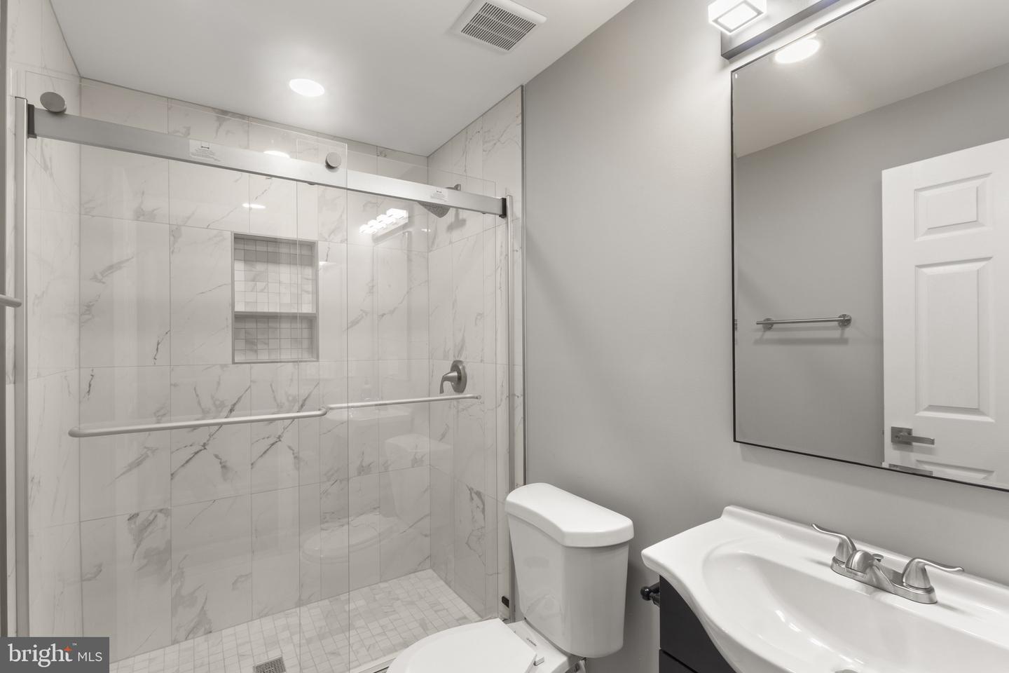 20395 CHARTER OAK DR, ASHBURN, Virginia 20147, 4 Bedrooms Bedrooms, ,3 BathroomsBathrooms,Residential,For sale,20395 CHARTER OAK DR,VALO2114100 MLS # VALO2114100