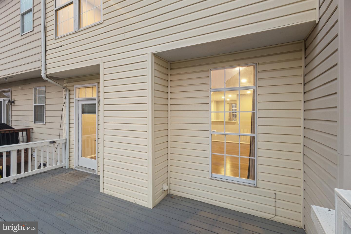 20395 CHARTER OAK DR, ASHBURN, Virginia 20147, 4 Bedrooms Bedrooms, ,3 BathroomsBathrooms,Residential,For sale,20395 CHARTER OAK DR,VALO2114100 MLS # VALO2114100